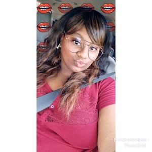 Meet your Posher, Candice